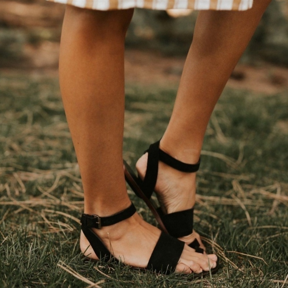 Free People Torrence Ankle Strap Sandals - black suede - size 37